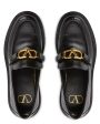 VLogo Signature Calfskin Loafer in Nero Fashion