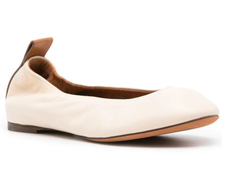 Ballerina Flat in Vanilla Online