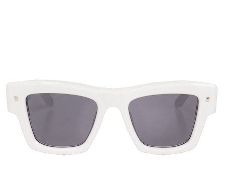 XXII Square Sunglasses in White Fashion